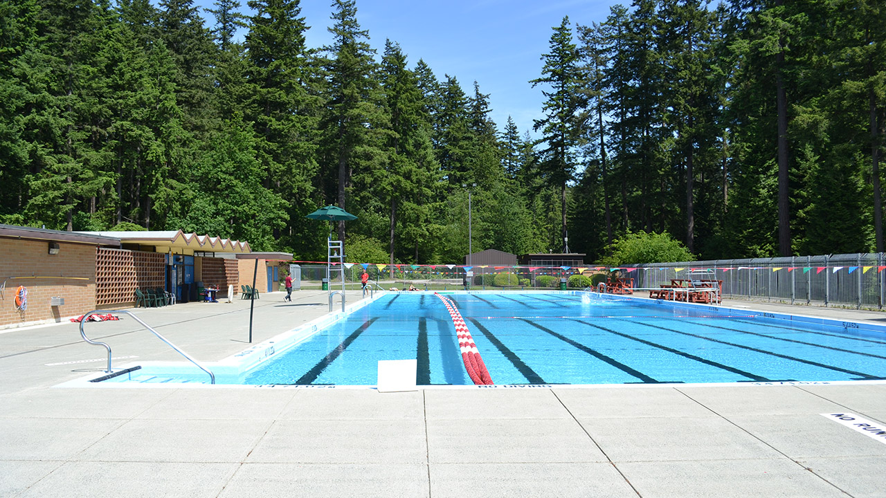 Central Park Outdoor Pool City Of Burnaby   Outdoor Pool Central Park 